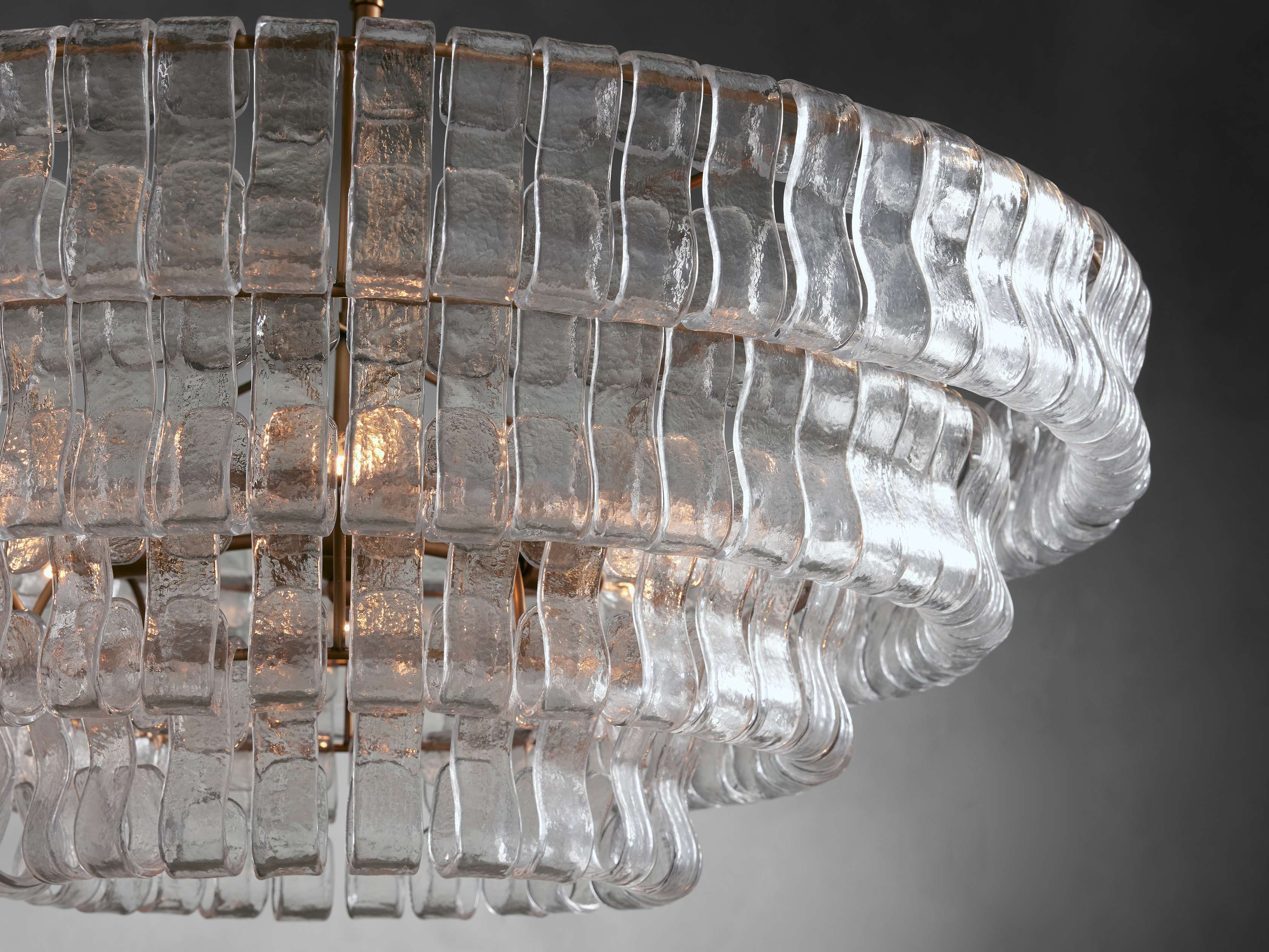 Ghiaccio Round Chandelier