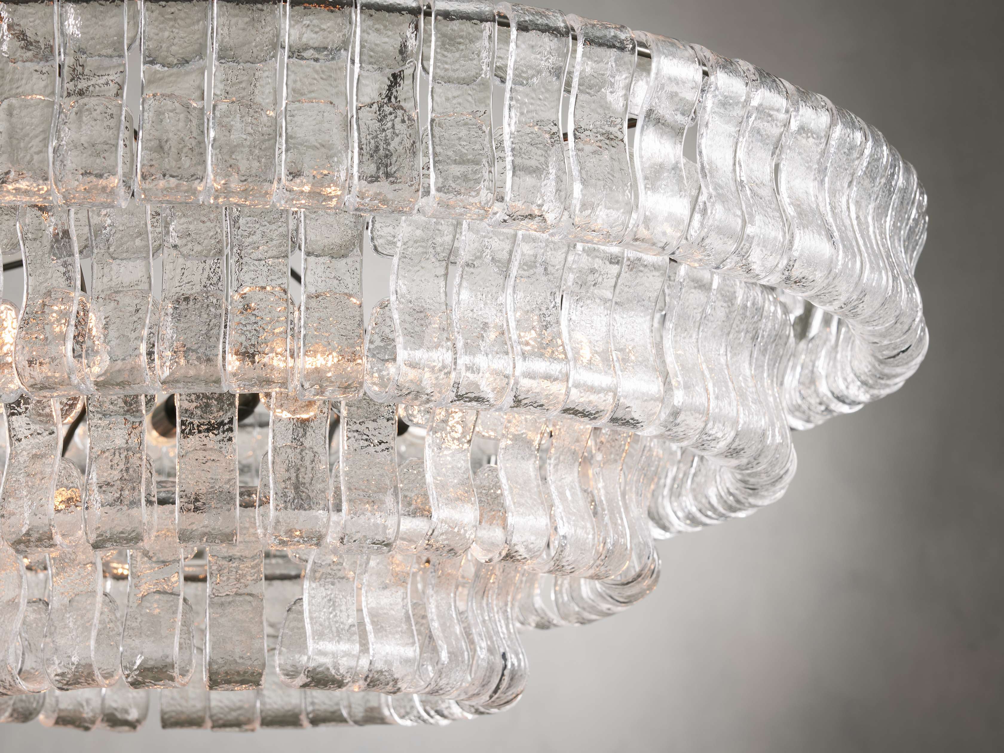 Ghiaccio Round Chandelier