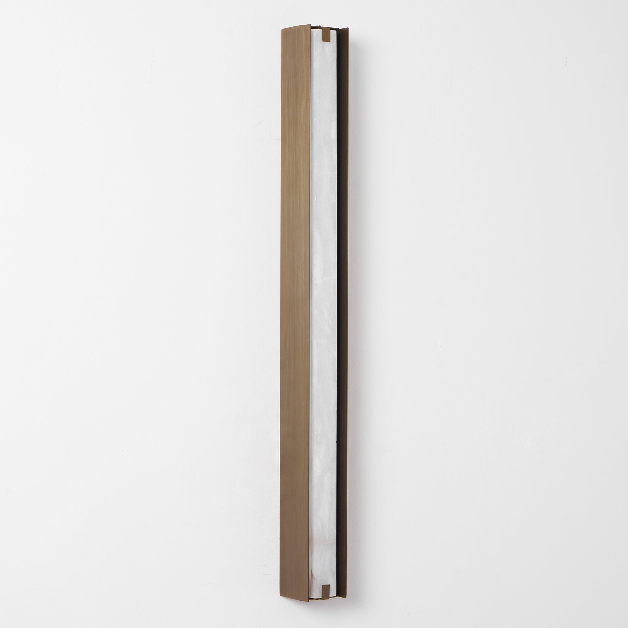 Alvara Alabaster Vertical Wall Sconce