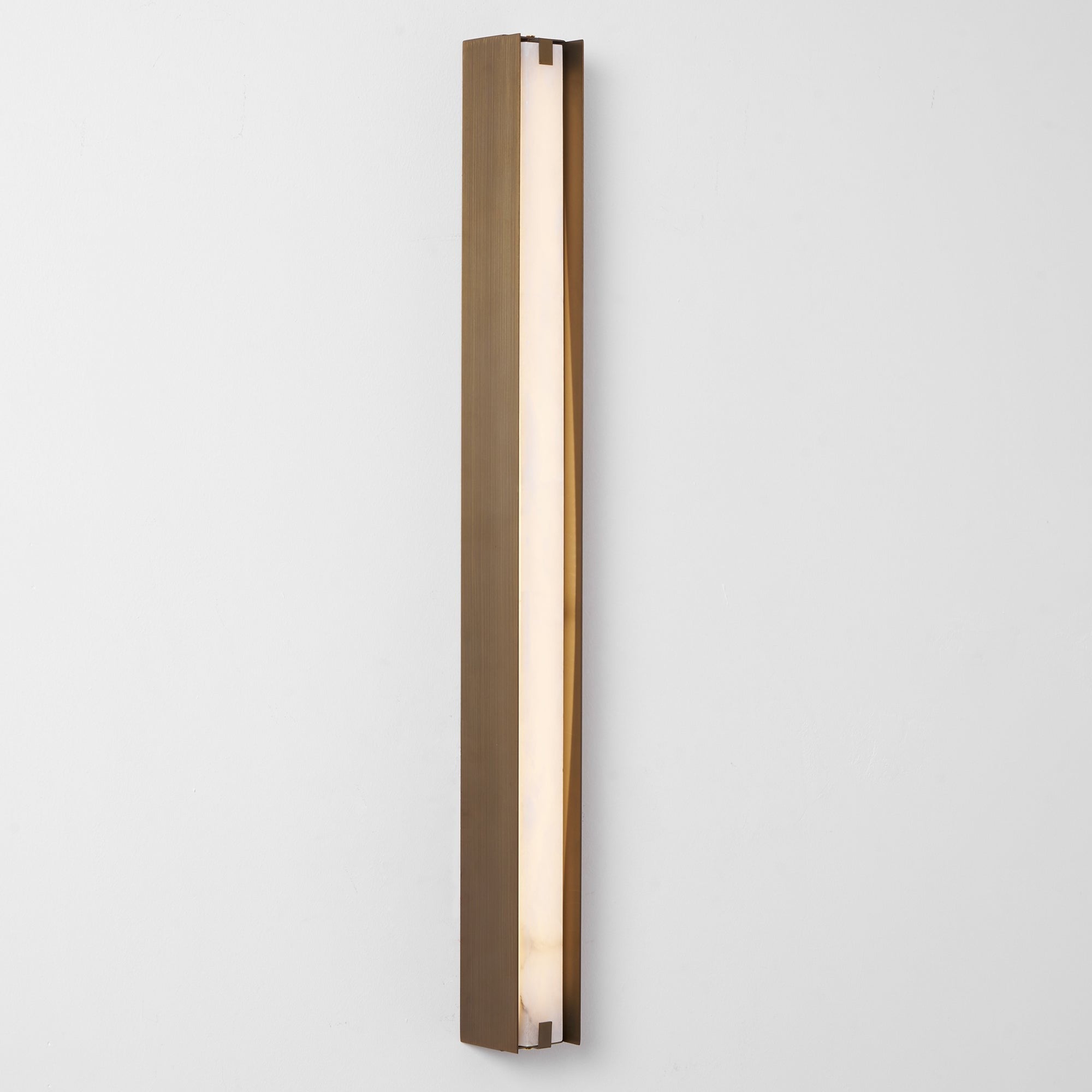 Alvara Alabaster Vertical Wall Sconce