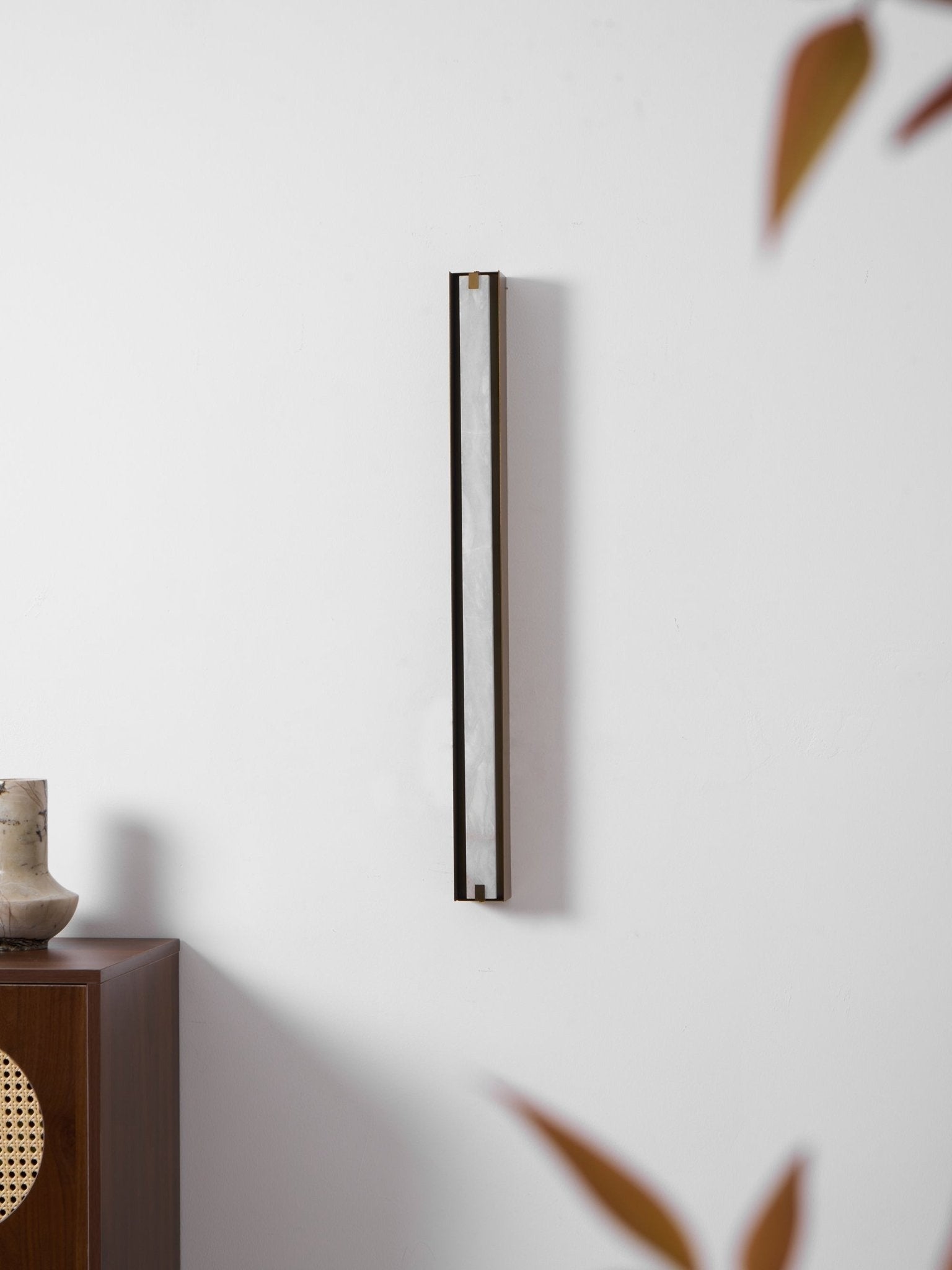Alvara Alabaster Vertical Wall Sconce