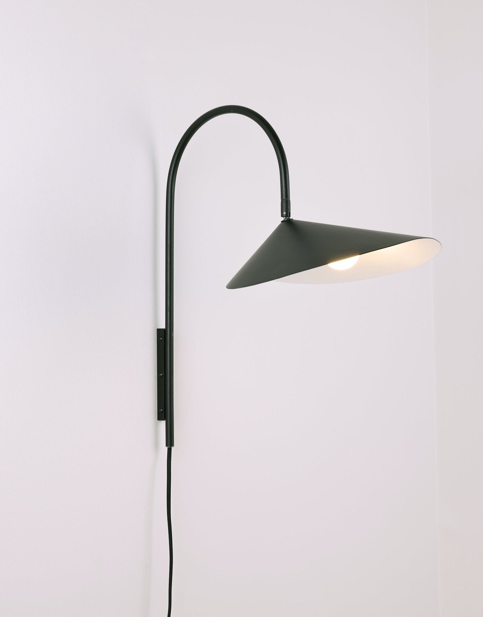 Aruma Swivel Wall Lamp