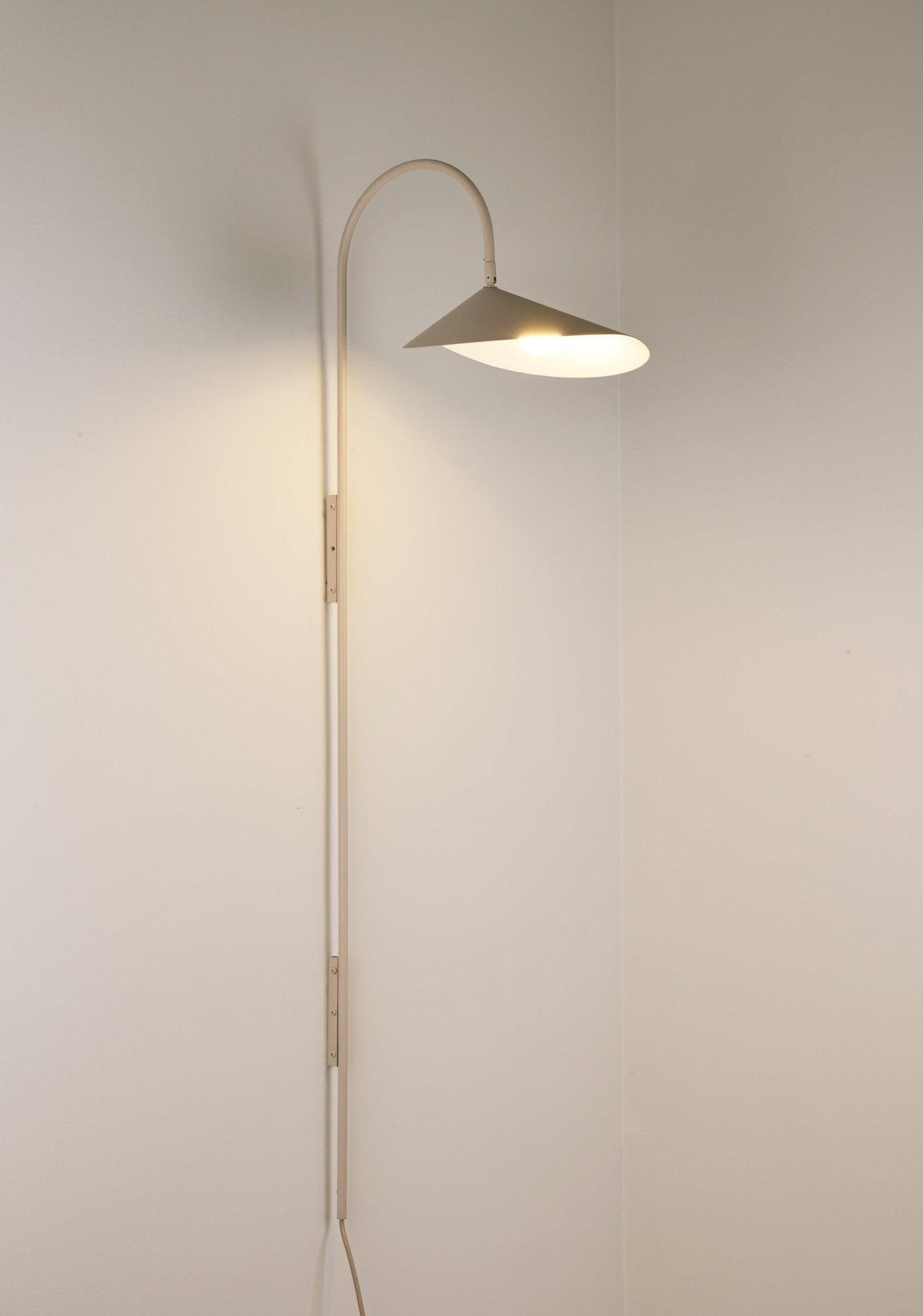 Aruma Swivel Wall Lamp