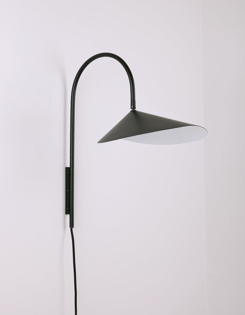 Aruma Swivel Wall Lamp