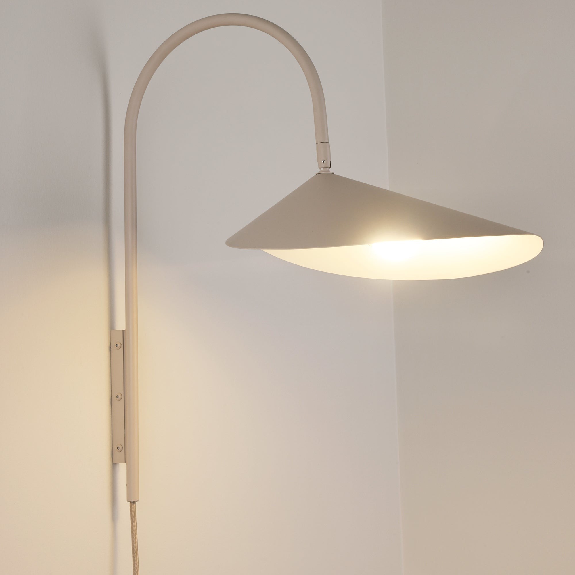 Aruma Swivel Wall Lamp