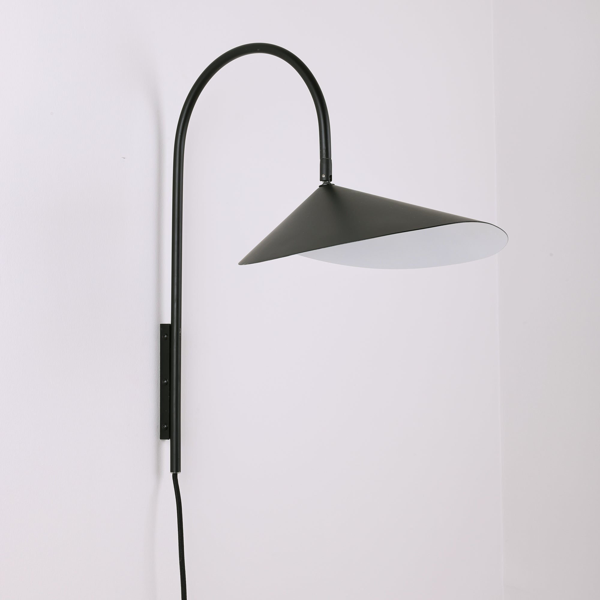 Aruma Swivel Wall Lamp