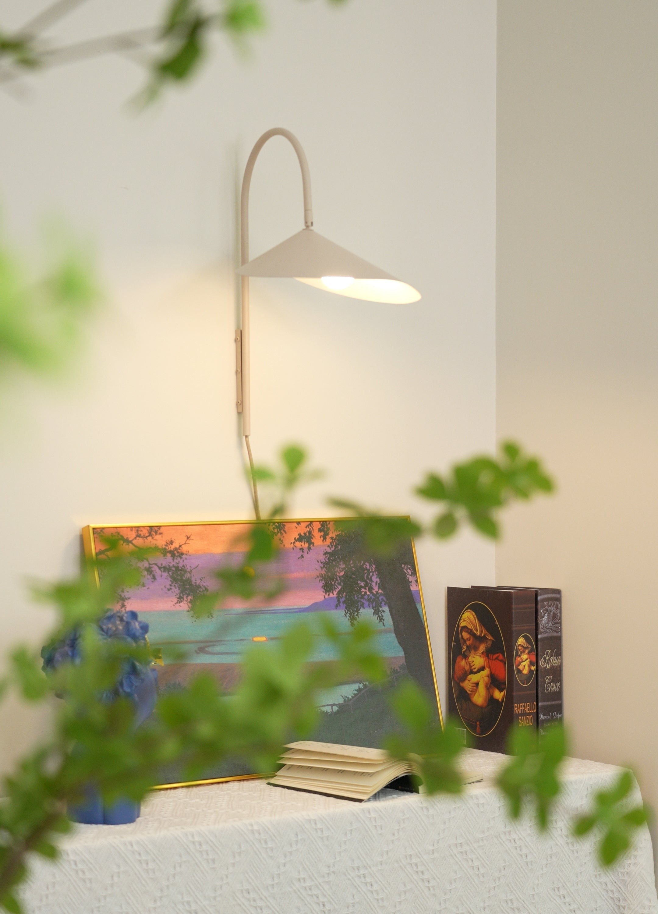 Aruma Swivel Wall Lamp