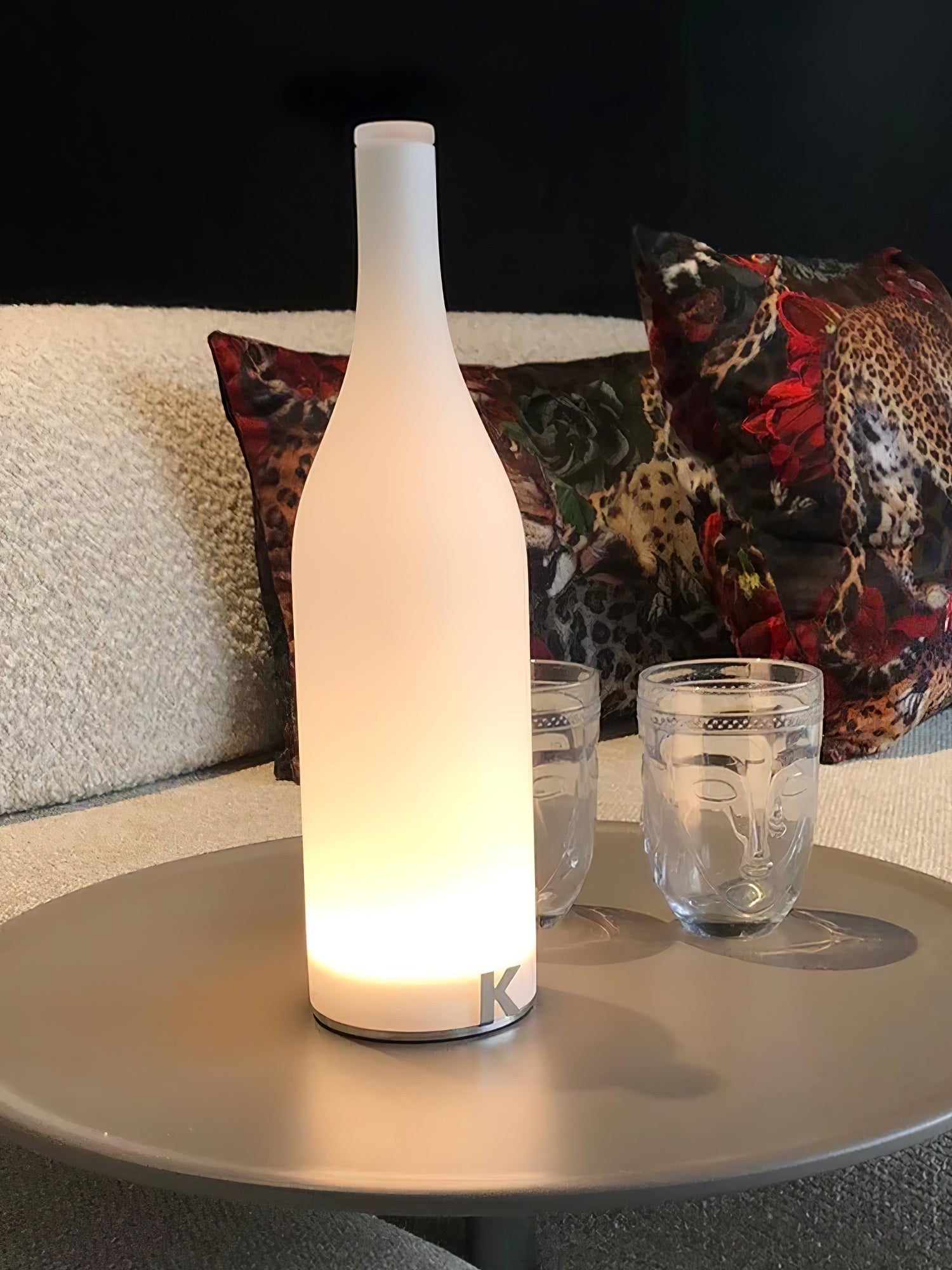 Baccaro Rechargeable Table Lamp