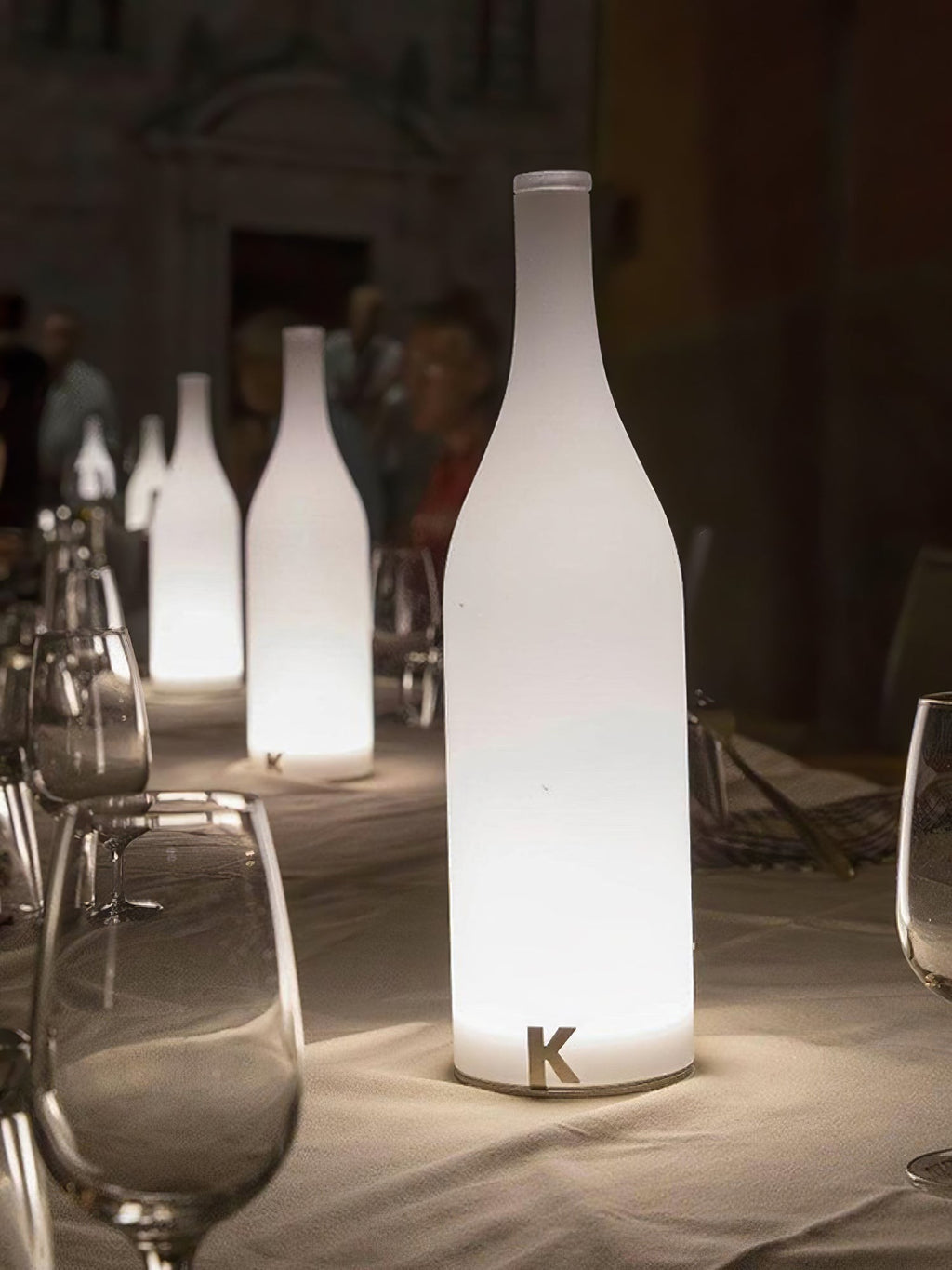Baccaro Rechargeable Table Lamp
