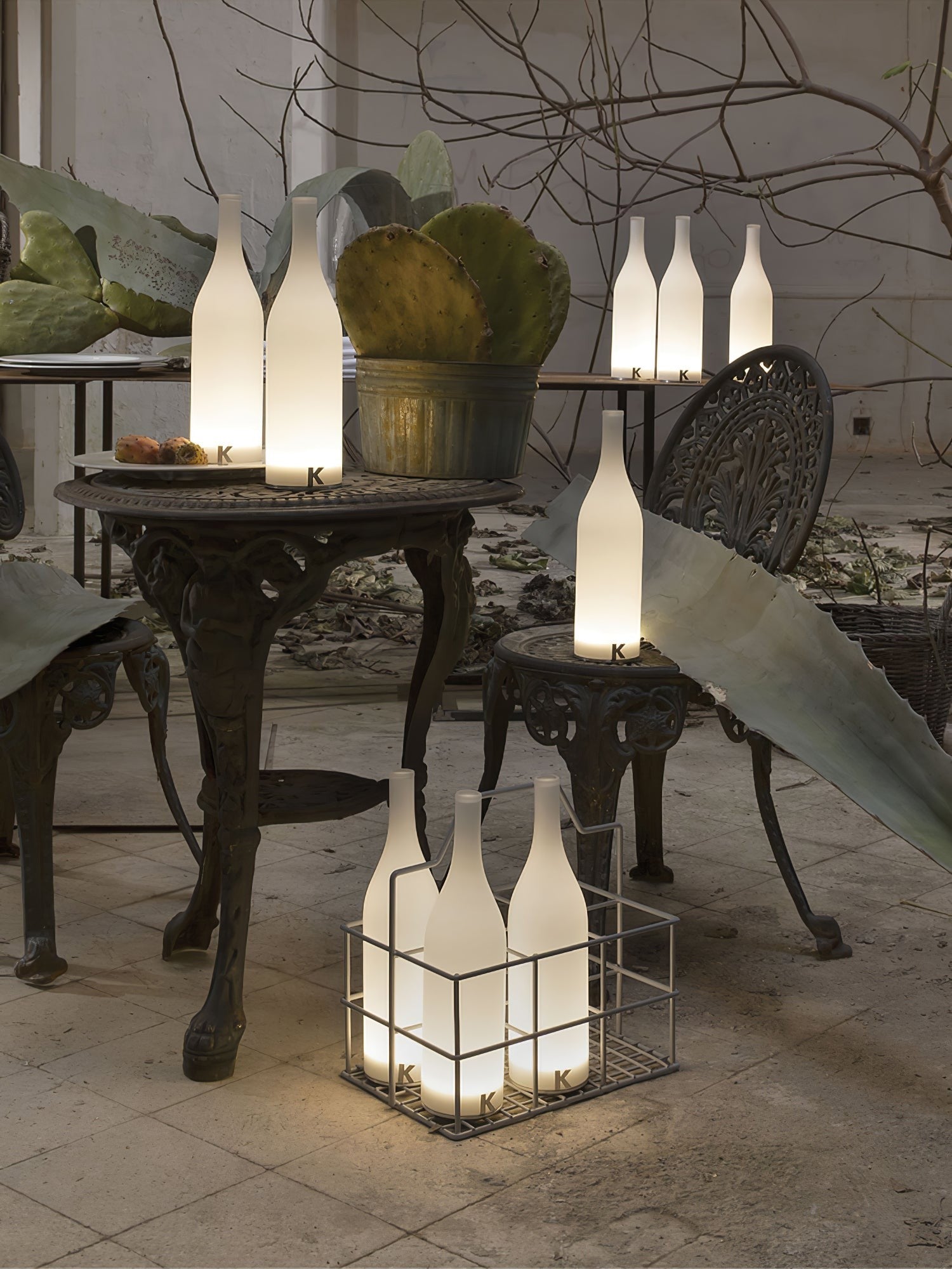 Baccaro Rechargeable Table Lamp