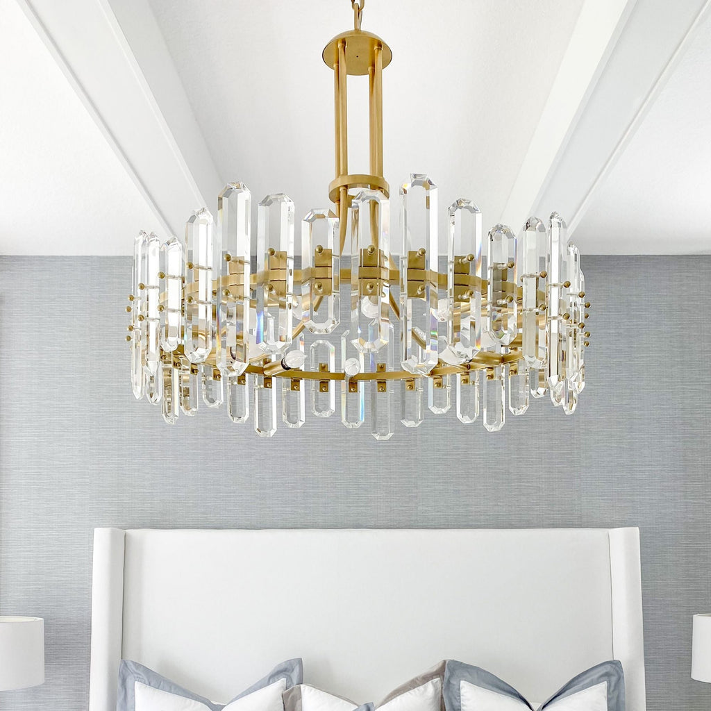 Bolton 31'' Aged Brass Chandelier Gold 31"W x 28.25"H x 31"D