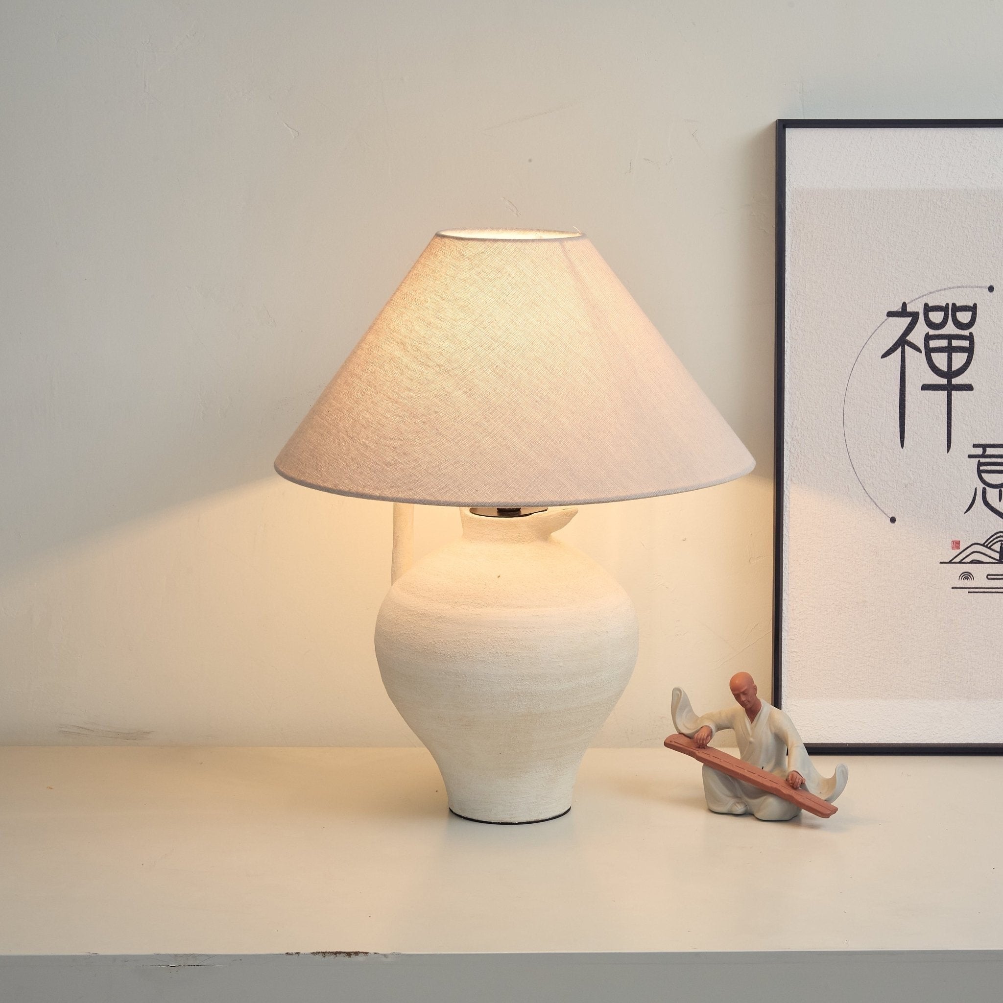 Ceramic Pitcher Style Table Lamp