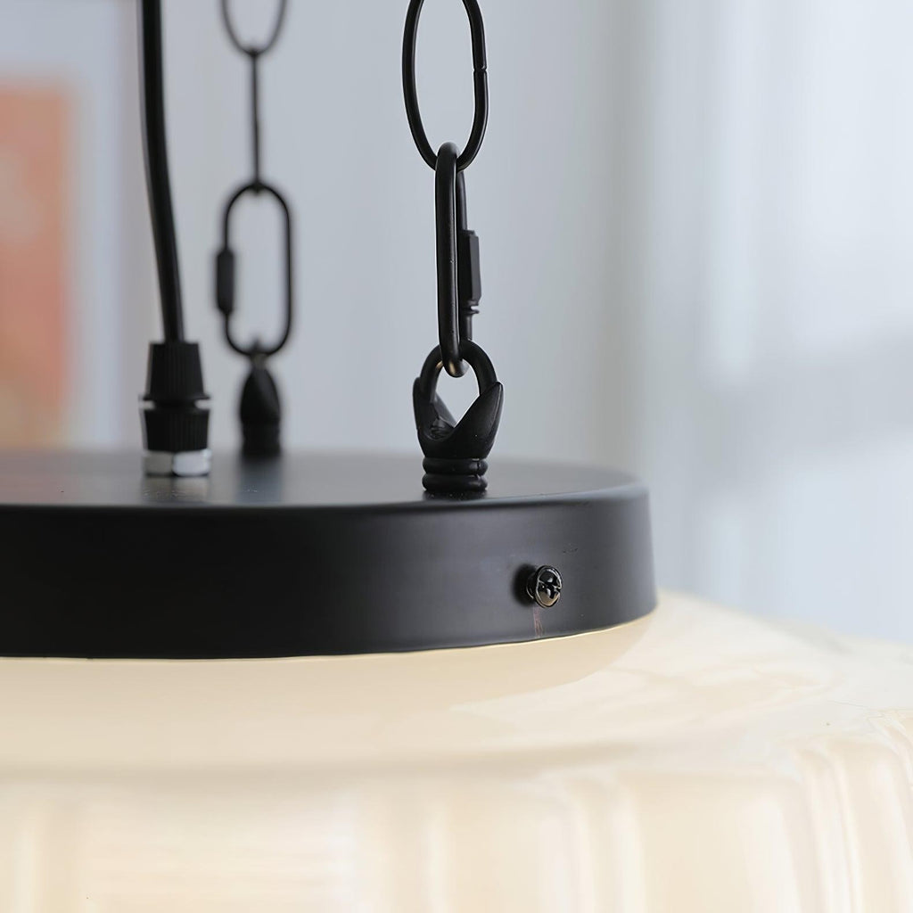 Flutara Glass Pendant Light