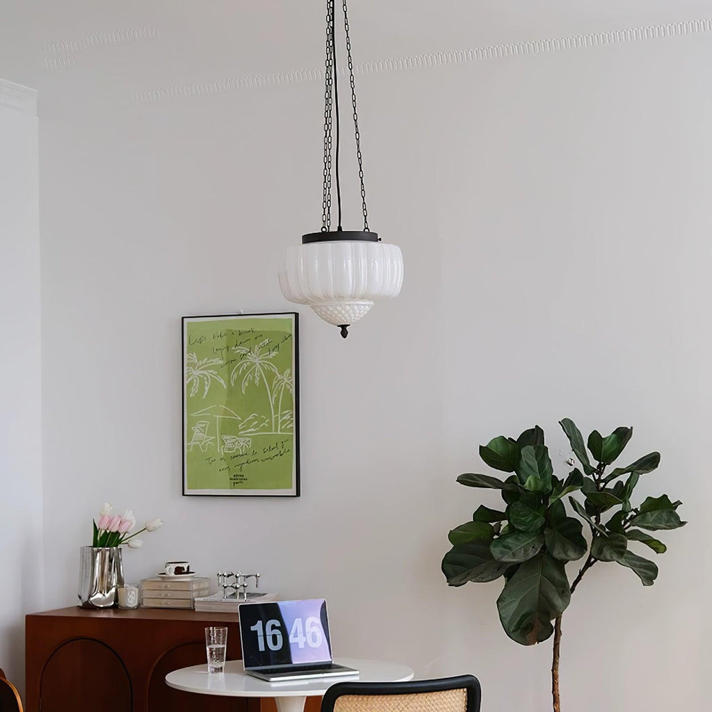 Flutara Glass Pendant Light