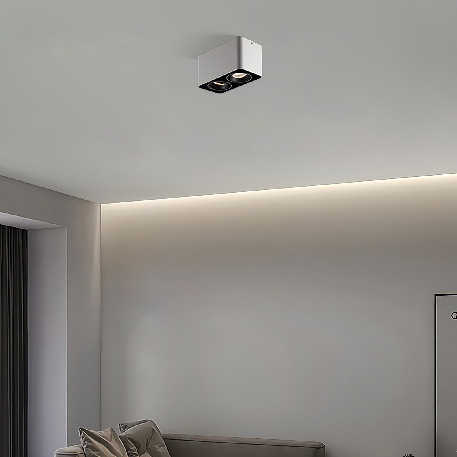 Giyan Modular Surface Spotlight