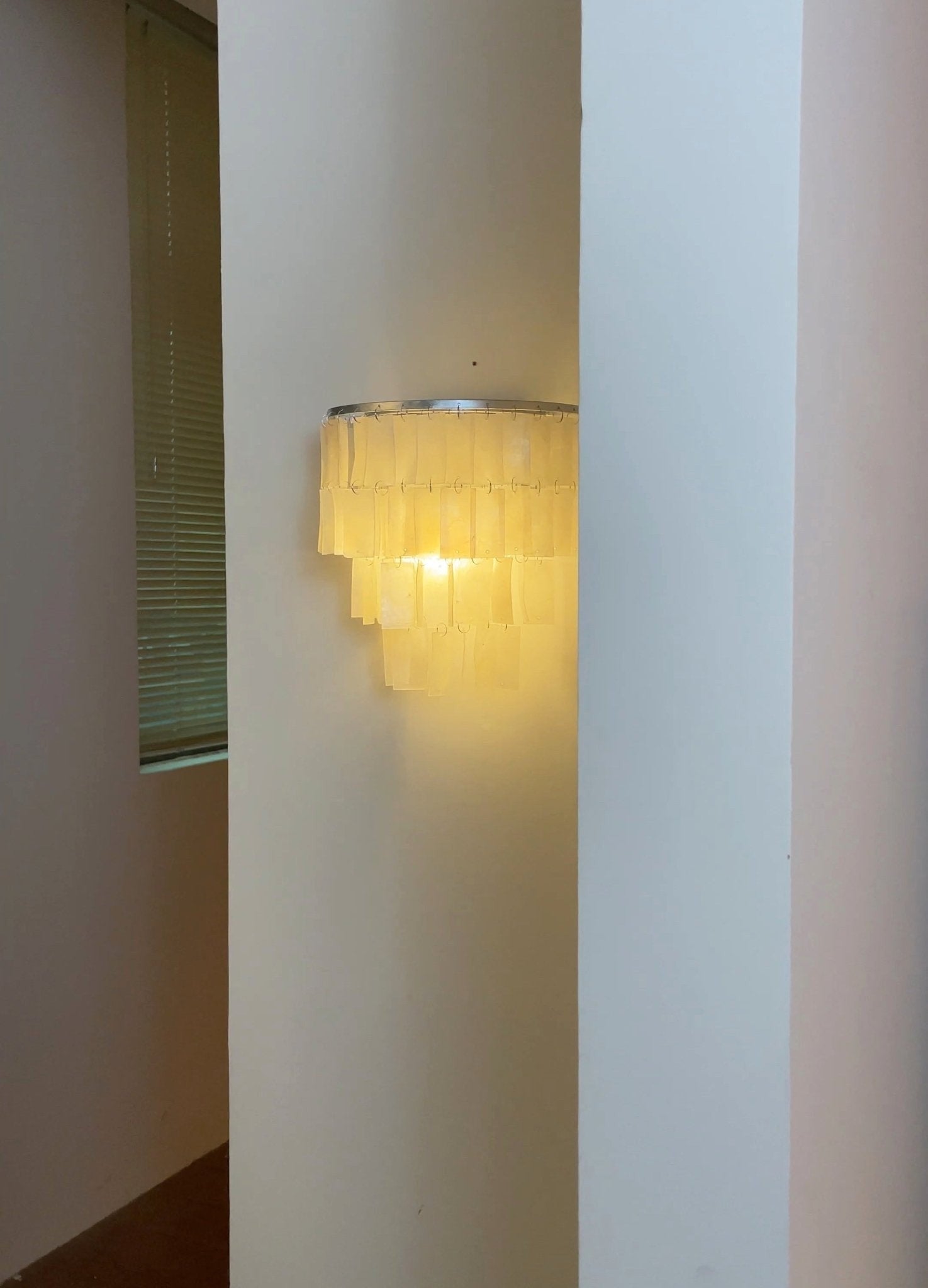 Lunara Shell Cascade Wall Lamp