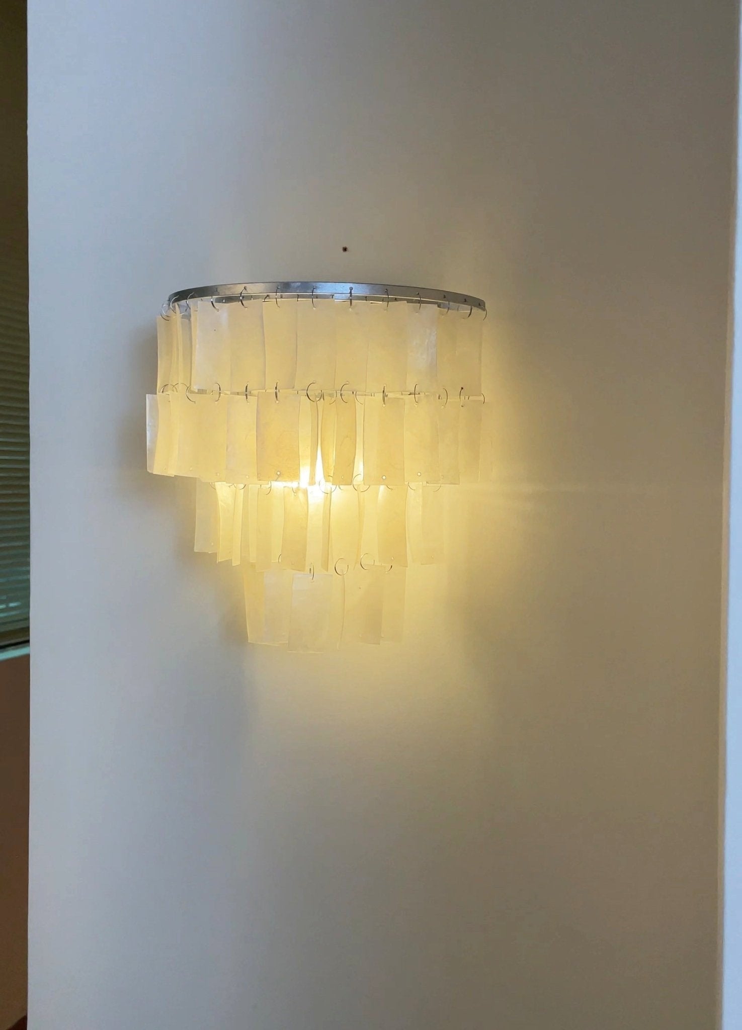 Lunara Shell Cascade Wall Lamp