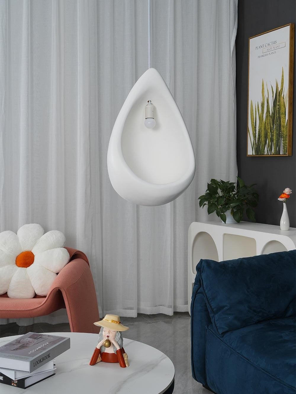 Nuvia Resin Pendant Light