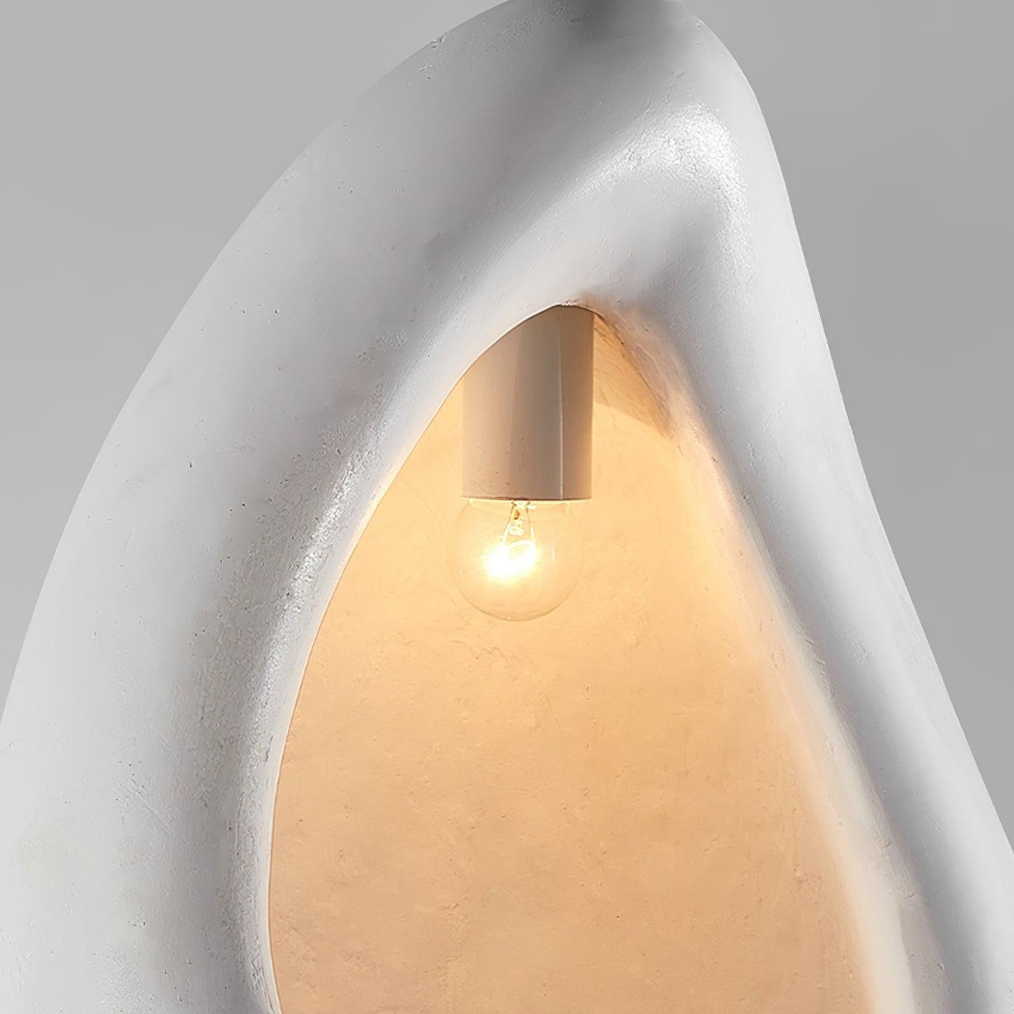 Nuvia Resin Pendant Light