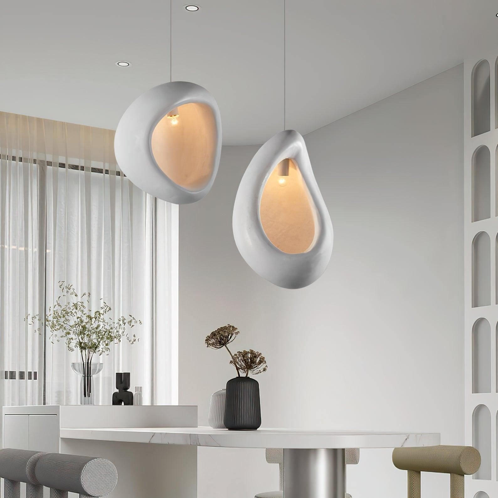 Nuvia Resin Pendant Light