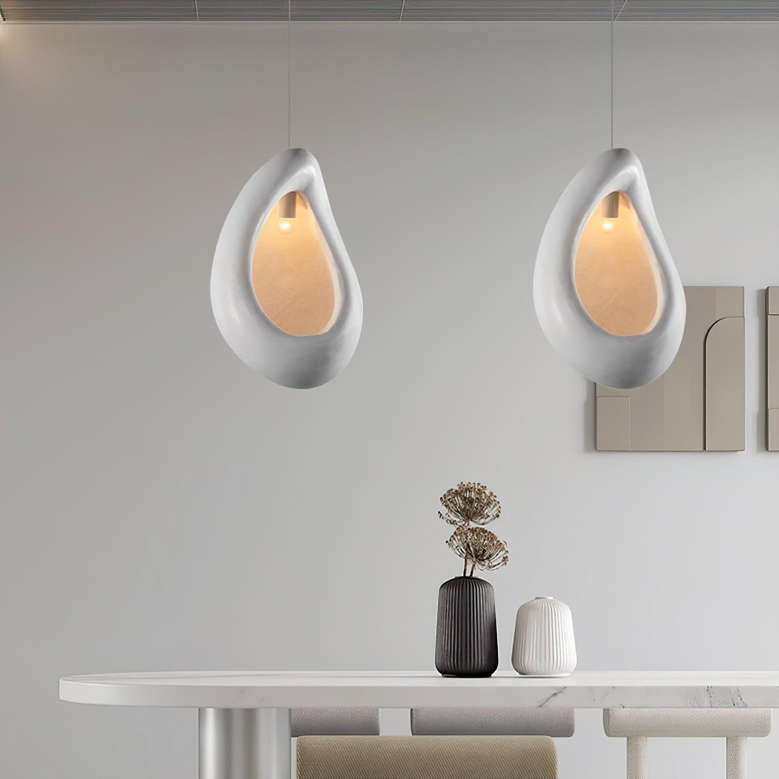 Nuvia Resin Pendant Light
