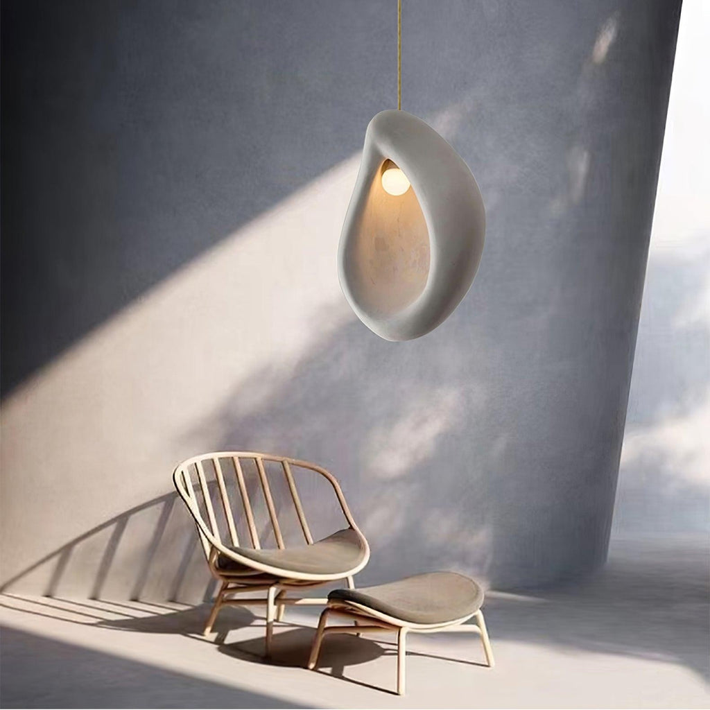 Nuvia Resin Pendant Light