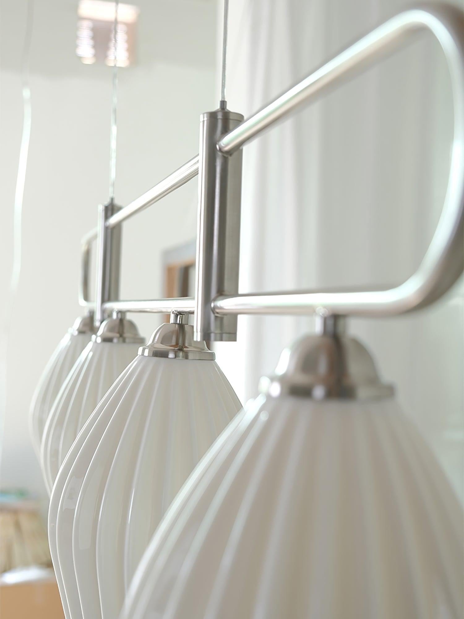 Porcelis Cluster Pendant Light