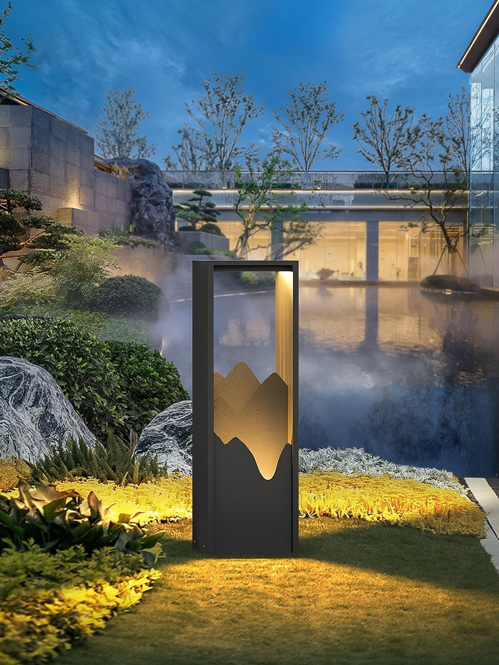 Solara Linkmoon Outdoor Garden Light