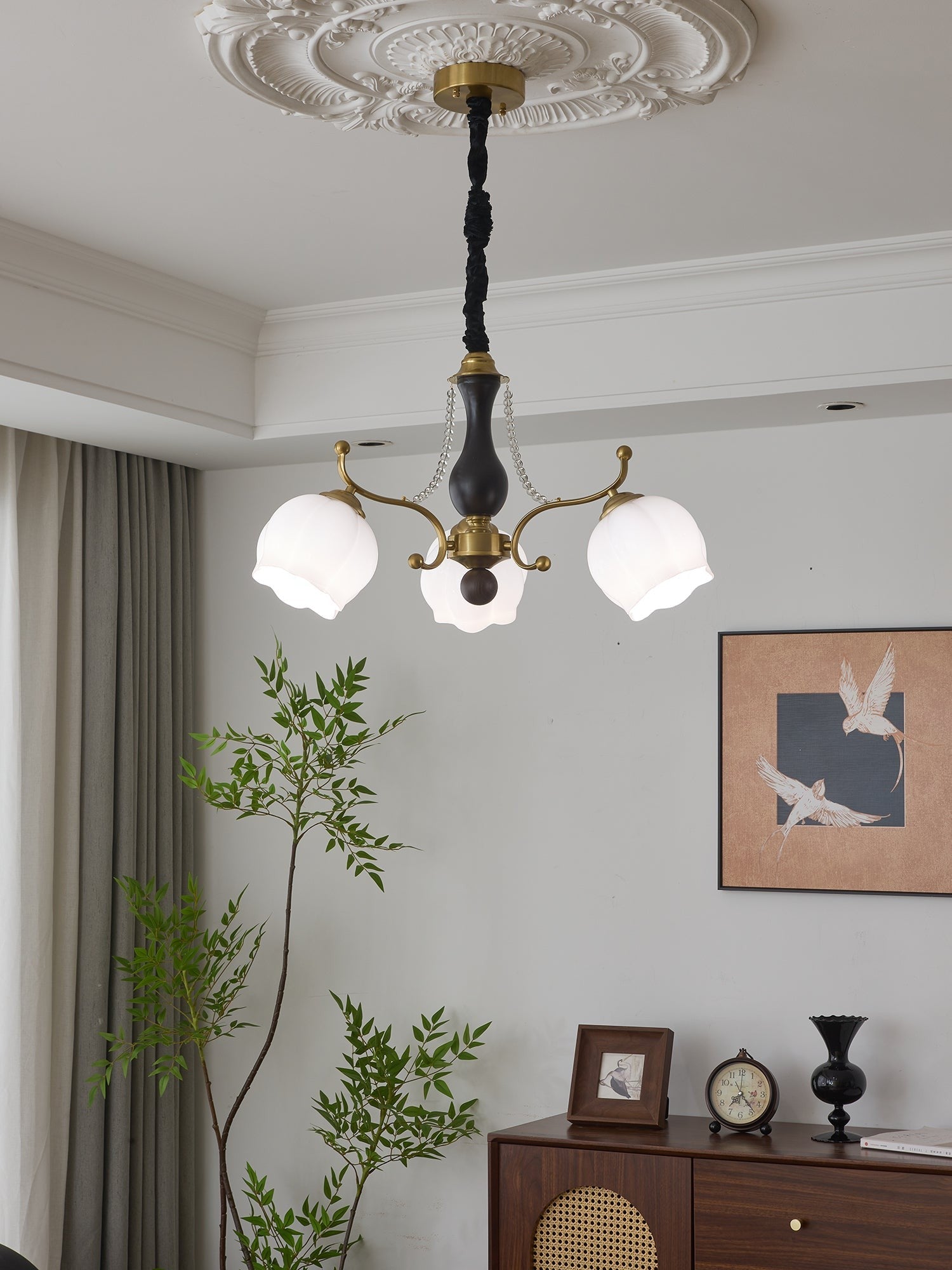 Valmont Heritage Glass Chandelier