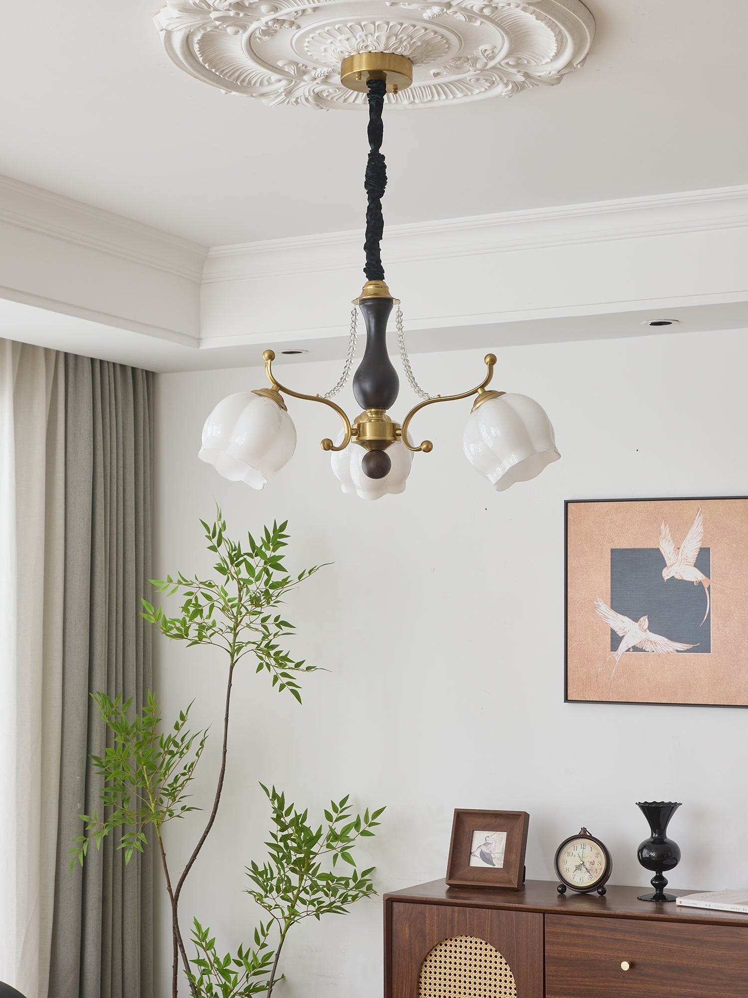 Valmont Heritage Glass Chandelier
