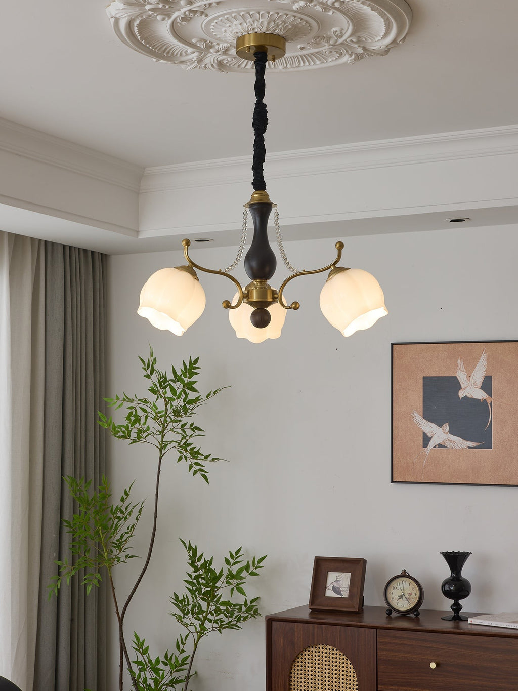 Valmont Heritage Glass Chandelier
