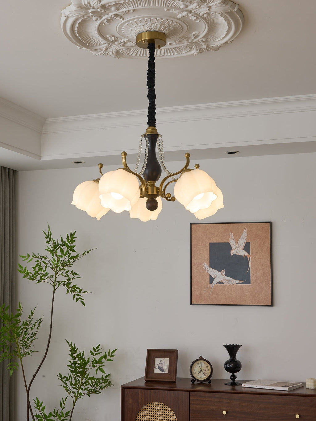 Valmont Heritage Glass Chandelier
