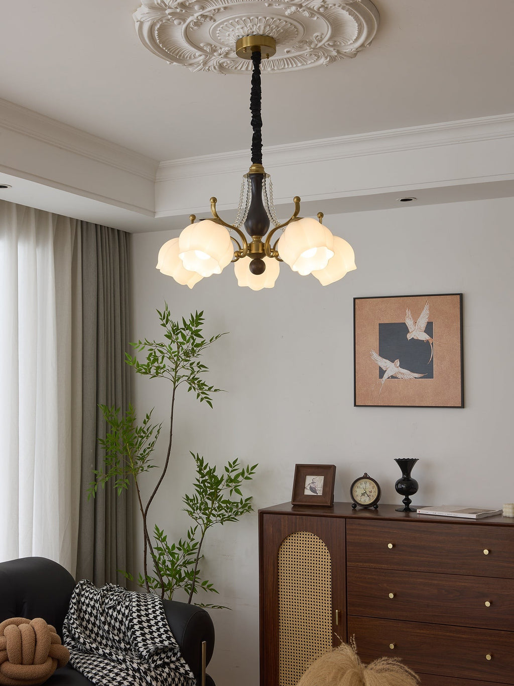 Valmont Heritage Glass Chandelier