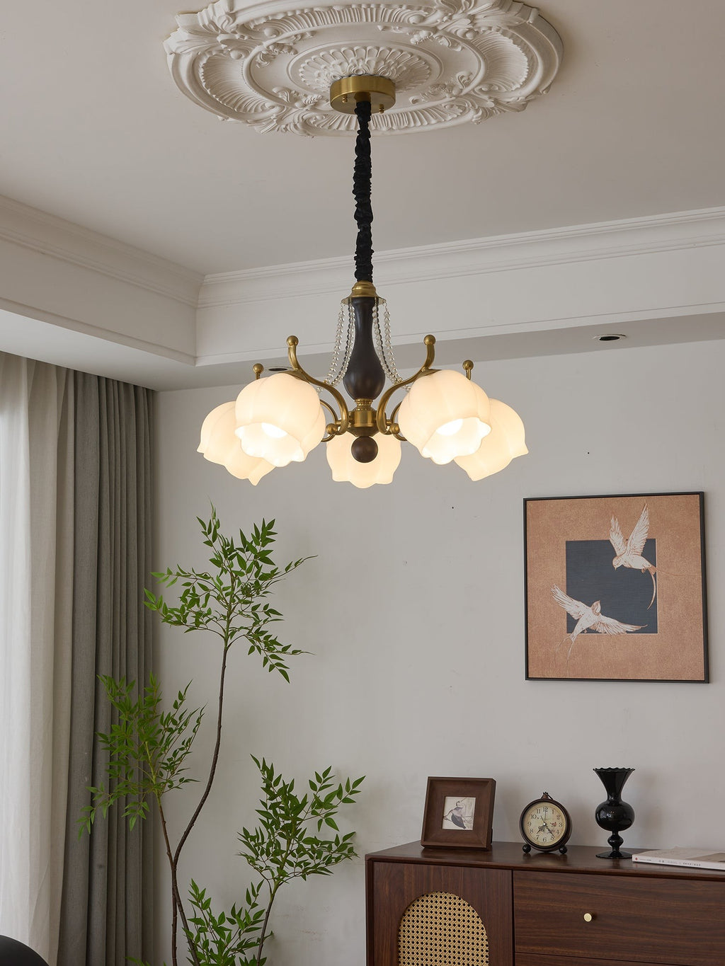Valmont Heritage Glass Chandelier