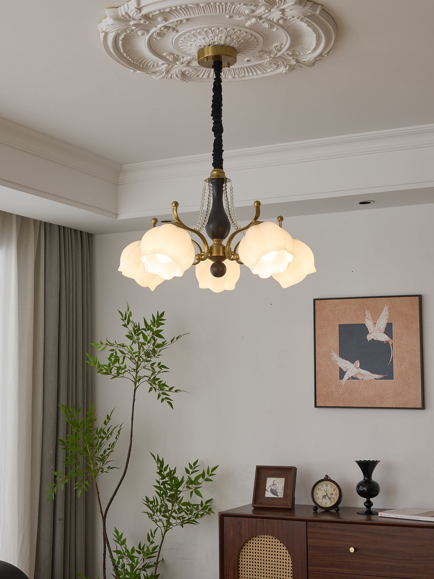 Valmont Heritage Glass Chandelier