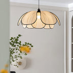 Verdalia Leaf Pendant